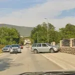 Ozlijeđen vozač koji se nakon sudara zabio u zid kuće u Posušju