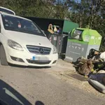 FOTO | Mostarci ponovno ostavljaju krupni otpad na ulicama