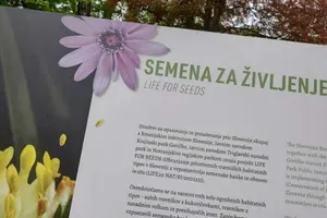 V grajskem parku odprli razstavo Semena za življenje