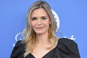 Michelle Pfeiffer már most szebb, mint anyja: így néz ki Claudia