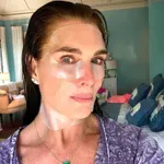 Dermatologinja razkrila: "To so 3 izdelki, ki jih ne bi NIKOLI nanesla na obraz"