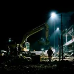 Organizirana tatvina ali le naključje? V Domžalah izginilo hidravlično rušilno kladivo