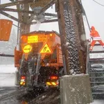 Zaradi poledice danes potrebna večja previdnost v prometu