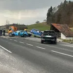 Po odvzemu prednosti silovito trčenje v Studencu pri Krtini