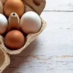 Večna dilema: Ali jajca sodijo v hladilnik?