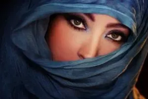 Čím to je, že arabské ženy v šesté dekádě vypadají jako dívky, zatímco naše ženy ztrácejí krásu po třicítce?
