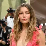 Ritkán látott gyermekeivel lépett a nyilvánosság elé Jessica Biel