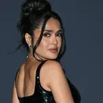 Szűrt napfény a lombokon keresztül – Salma Hayek hálószobáját úgy dekorálta, hogy ez egész évben megvalósuljon