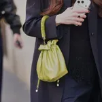 Felejtsd el a pasztellt! Ez lesz 2026 tavaszának legtrendibb színe