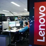 Amikor az AI ítél a pályán: a Lenovo technológiája működtette a 2026-os foci-vb legkritikusabb pillanatait
