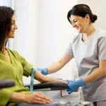 Ez a vérvétel megmondhatja, mikor jelennek meg az Alzheimer-kór első tünetei