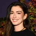 Anne Hathaway Budapesten! Itt csípték el a világhírű színésznőt – fotó