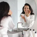 10 megfizethető bőrápolási trükk, ami varázslatosan működik