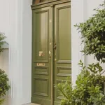 Elrontja az első benyomást? Ez az 5 ajtószín már nem működik 2026-ban