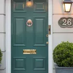 Lehet, hogy a bejárati ajtód száma taszítja a pénzt? A feng shui szerint így javíthatod