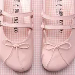 A Birkenstock hozta el a nyár legegyedibb lábbelijeit balerina-papucsaival