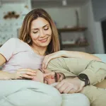 Egyedülálló szülő nevelt? Így hathat a gyerekkorod a párkapcsolatodra