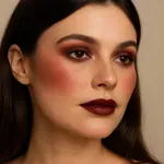 Ez most a legmenőbb sminktrend – itt a vörösbor árnyalat, ami mindenkit lenyűgöz