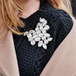 Nagymamáink kedvenc ékszere újra hódít – ez lesz 2026 nagy dobása