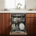 7 hiba, amit nem a mosogatógép követ el – mégis koszos marad az edény