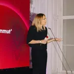 Így ragyogott az ELLE Awards díjátadó színpadán Erős Antónia