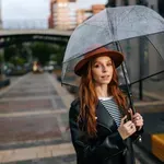 Esőben is divatosan: tavaszi öltözködés kompromisszumok nélkül