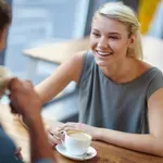 A nevedtől a hangodig: 7 meglepő dolog, ami befolyásolja, milyennek látnak mások