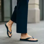 A strandtól a vörös szőnyegig – így válnak a flip-flopok a legstílusosabb darabokká