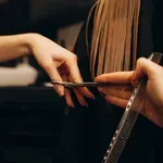 Íme 5 szokás, amit jobb kerülni a fodrásznál, nagyon idegesíti őket