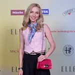 Dobos Evelin a szezon legszebb színű táskájával érkezett az ELLE Gourmet Awardsra