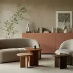 A tervezők szerint ettől a kanapészíntől nagyobbnak tűnik a nappali