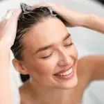 Szakértők szerint nem mindegy, milyen gyakran mosol hajat – a hajtípusod számít