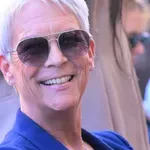 Belátnak a kertedbe? Jamie Lee Curtis zöld megoldása ott is takar, ahol a magas kerítés már nem tud