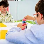 Feketeribizlis-meggyes tortacsoda kapta a cukorbeteg gyerekek különdíját a Magyarország Cukormentes Tortája versenyen
