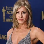 16 óra étel nélkül és jóga – Ez Jennifer Aniston tökéletes alakjának titka