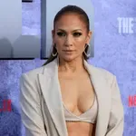 Jennifer Lopez fürdőkádas fotója felrobbantotta az internetet – nem sokat bízott a képzeletre