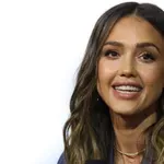 Jessica Alba természetes fa konyhája – a legszebb 2026-os konyhatrend