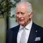 Nagy dologra szánta el magát Károly király, a fiairól van szó