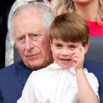 Ilyen különleges kötelék fűzi Károly királyt Lajos herceghez