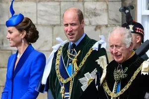 Károly király hatalmas kitüntetésben részesítette Katalin hercegnét