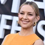 Kate Hudson nappalijának titka egy 150 éves design klasszikus – az egész teret magasabb szintre emeli