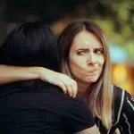 6 gyakori tulajdonság, ami leleplezi a kétszínű embereket