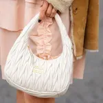 Ez a különleges rózsaszín árnyalat lett a szezon egyik legnépszerűbb divatszíne