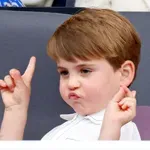 Születésnapos csibész: 8 éves lett Lajos herceg, a friss fotója valósággal felrobbantotta az internetet