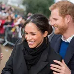 Meghan Markle megmutatta, hogyan érdemes idén ősszel bordót viselni