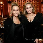 Íme a sötét elméletet arról, miért viseltek annyian feketét a Golden Globe-gálán