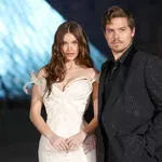 Betörtek Palvin Barbiék hollywoodi otthonába, egy fegyver is előkerült