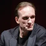 Meghalt A maszk rosszfiúja, Peter Greene