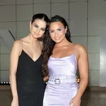 Selena Gomez és Demi Lovato közös fotója felrobbantotta az internetet, 10 éve nem lehetett őket együtt látni