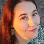 Szabó T. Anna: „A divatfotó az alkotásról és annak terhéről kényszerített beszélni”